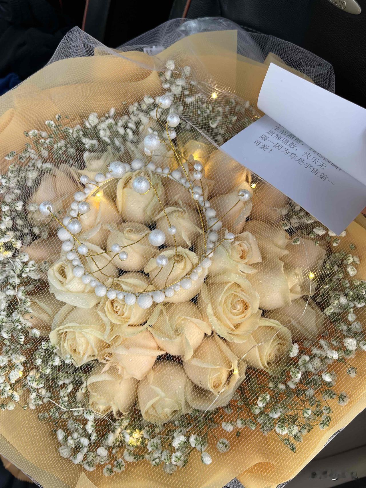 真的佩服那些抖音一天能发100多个视频的人，我看他们几乎是两三分钟就发一条，也佩