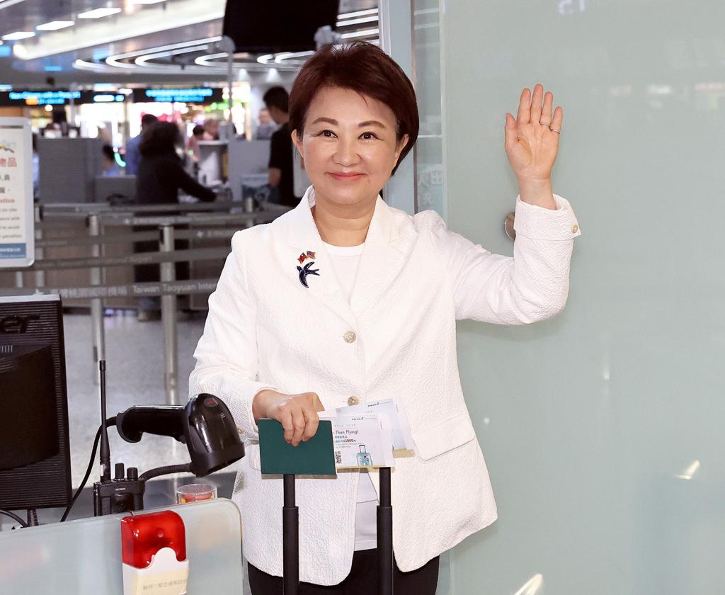 台中市长卢秀燕近日展开为期11天的访美行程，期间除了在纽约曼哈顿与AIT美国在台