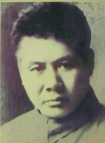 1934年，国民党少将救下近9万红军，1951年却被判处死刑，毛主席紧急下令：此