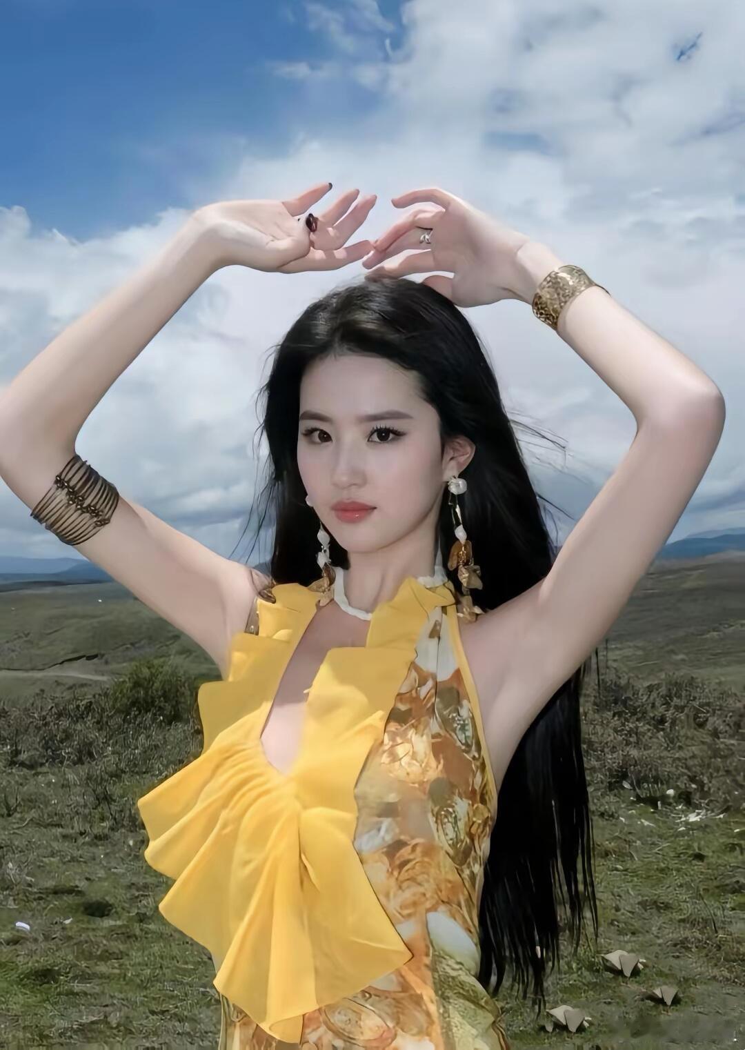 刘亦菲神话一般的存在，美出高级感 ​​​