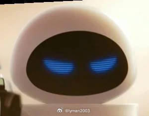 哈哈哈，好像啊。。。[二哈]战区网站首页发了，但是我不敢发 [允悲]图源见水印烽