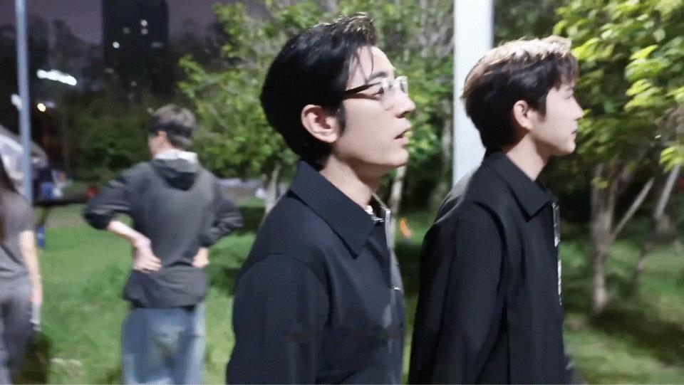 李光洁大师课日常24个比利是李光洁在披荆斩棘的巅峰之作李光洁大师课日常在披哥舞台