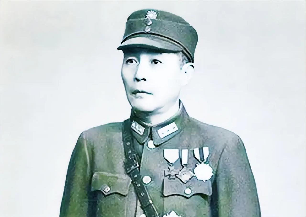 钱大钧在担任淞沪警备司令、武汉要塞司令及保定行营主任期间，利用职权大肆敛财，在上