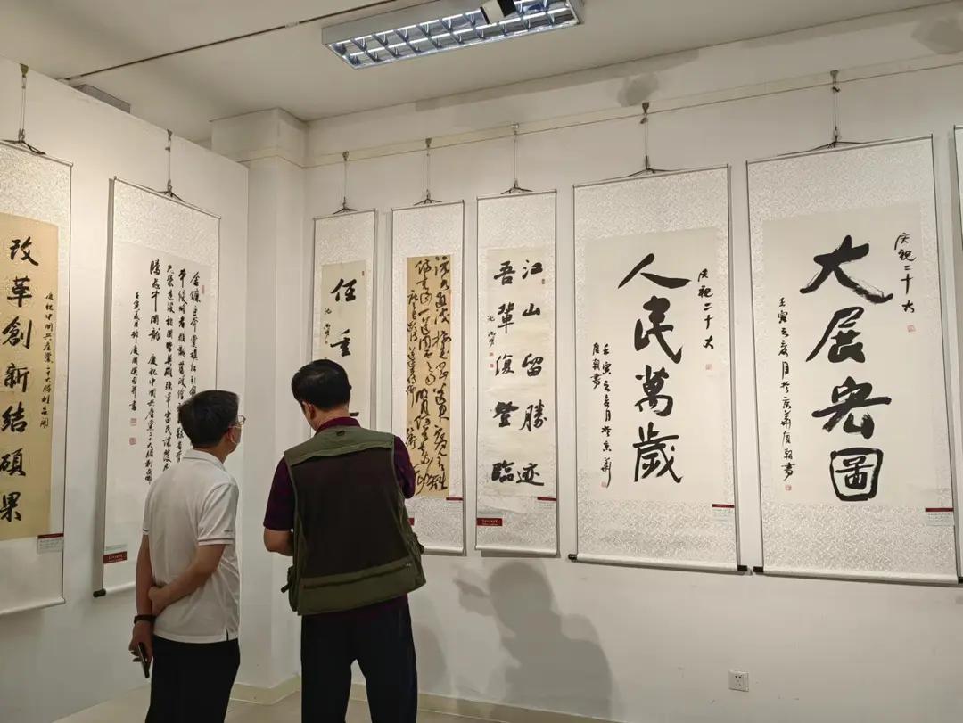 跨境艺术金融交易中心：海外回流瓷器玉器一站式融资出手变现

当海外回流文物遇上跨