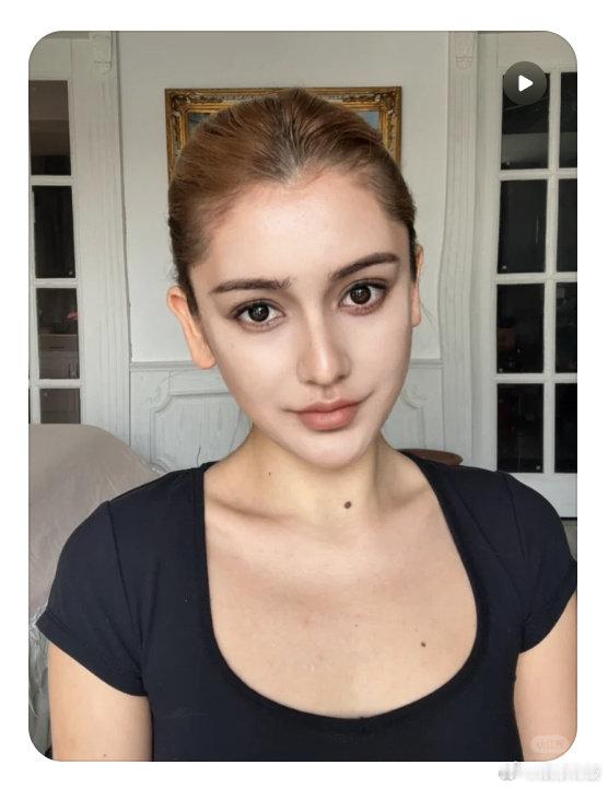 Angelababy是仿妆博主的终点Angelababy的起点是仿妆的终点 网友