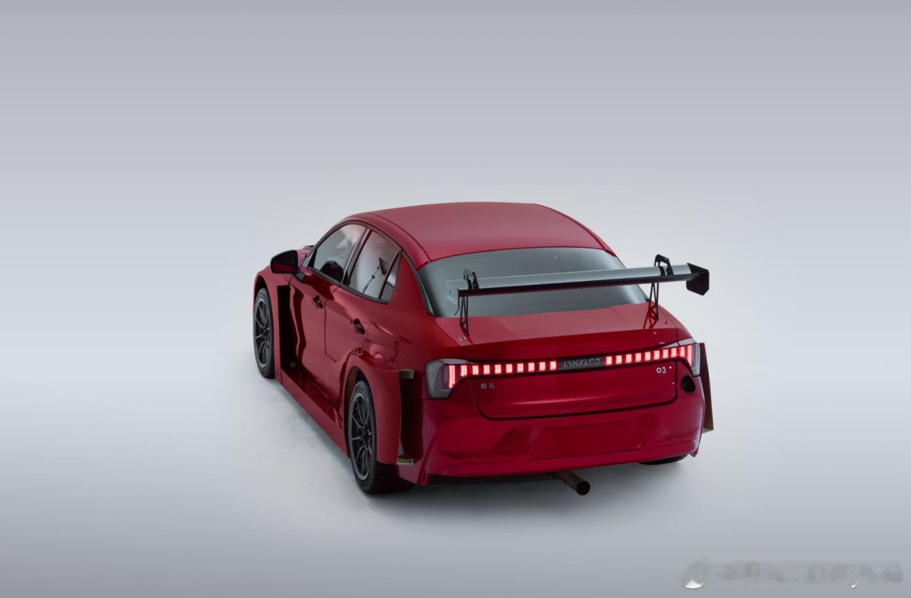首台满足FIA规则并实现量产的中国品牌赛车——领克03+TCR赛车！玩比赛玩了这