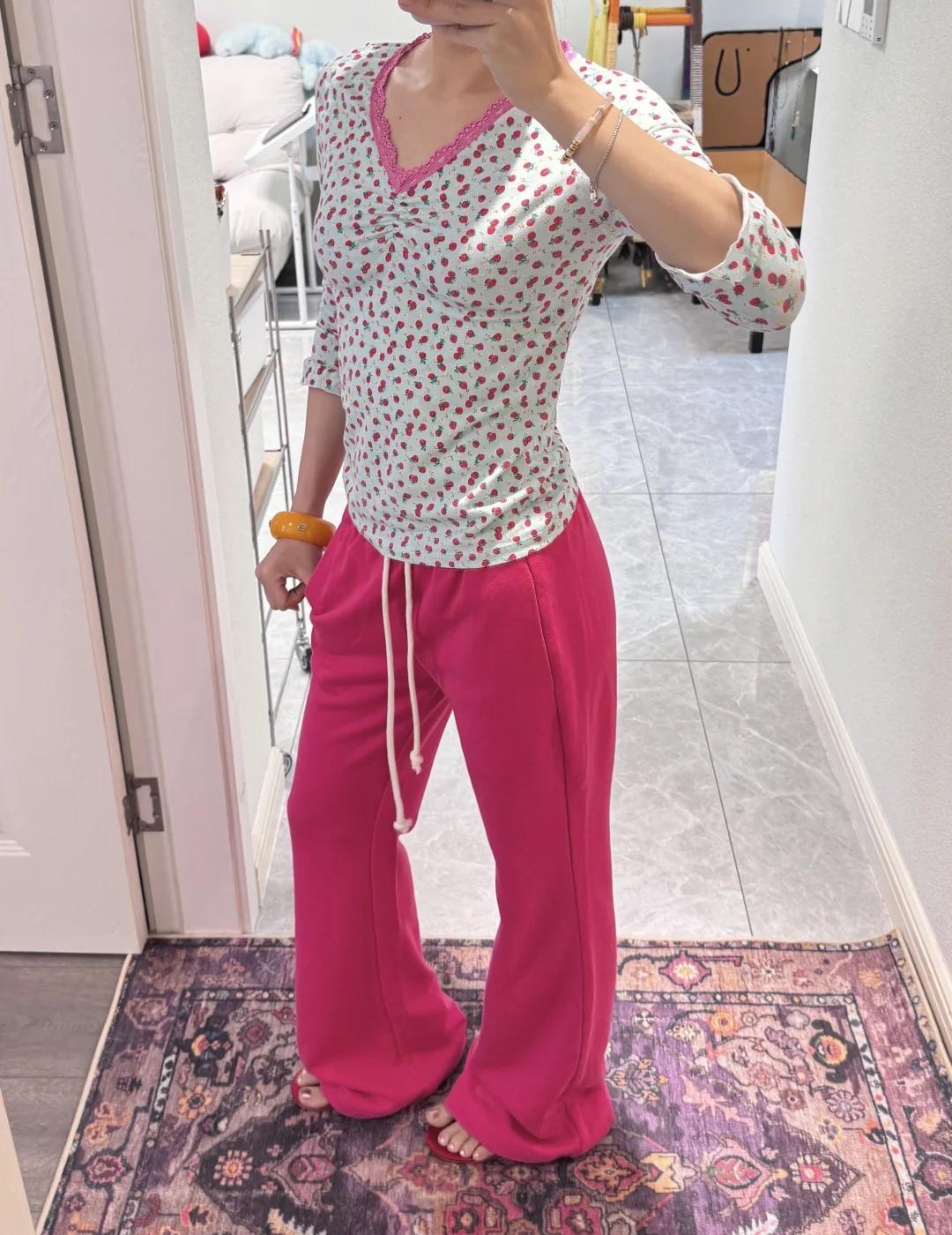 pinky💕
Ootd
ootdinspo
今天穿什么
撞色穿搭
高饱和度