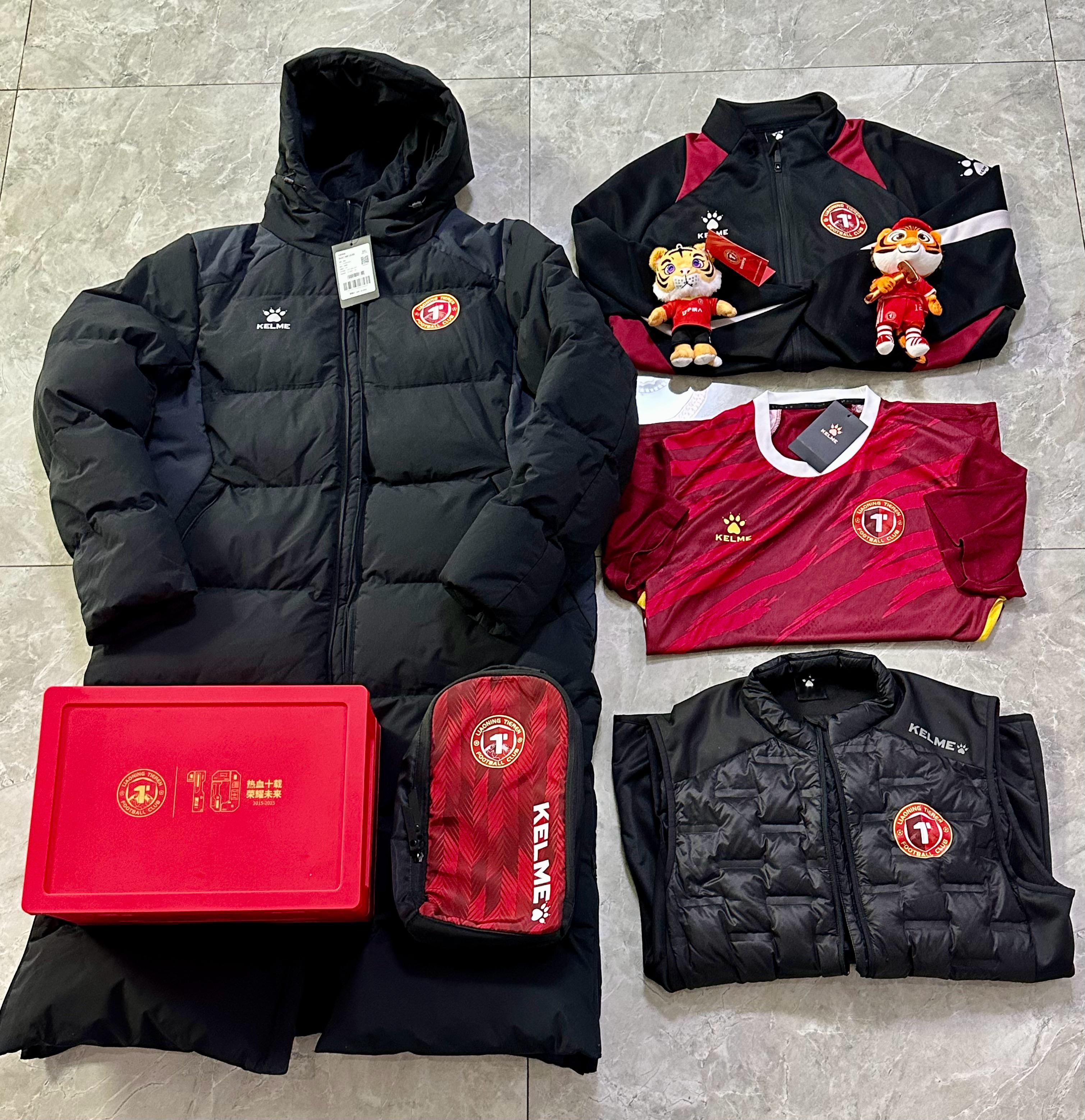 不能说使劲划拉只能说人缘还行[抱抱] ​​​