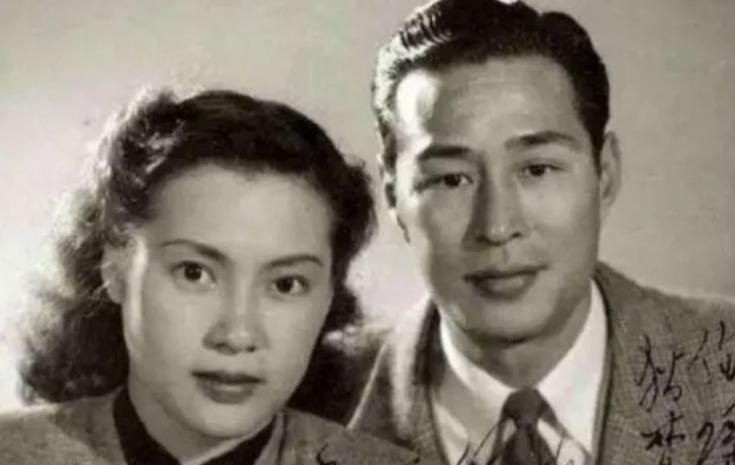 1938年，26岁的陈天国把16岁的秦怡玷污了，之后，秦怡大病一场，高烧不退，陈