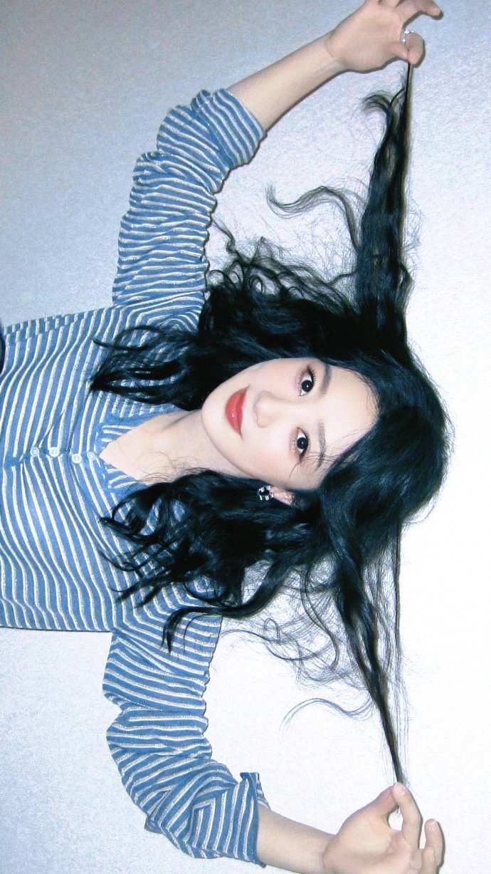 杨紫玉兰花开君再来 💜杨紫董竹君 万物想你，不及我心念你，万物念你，不及我心悦