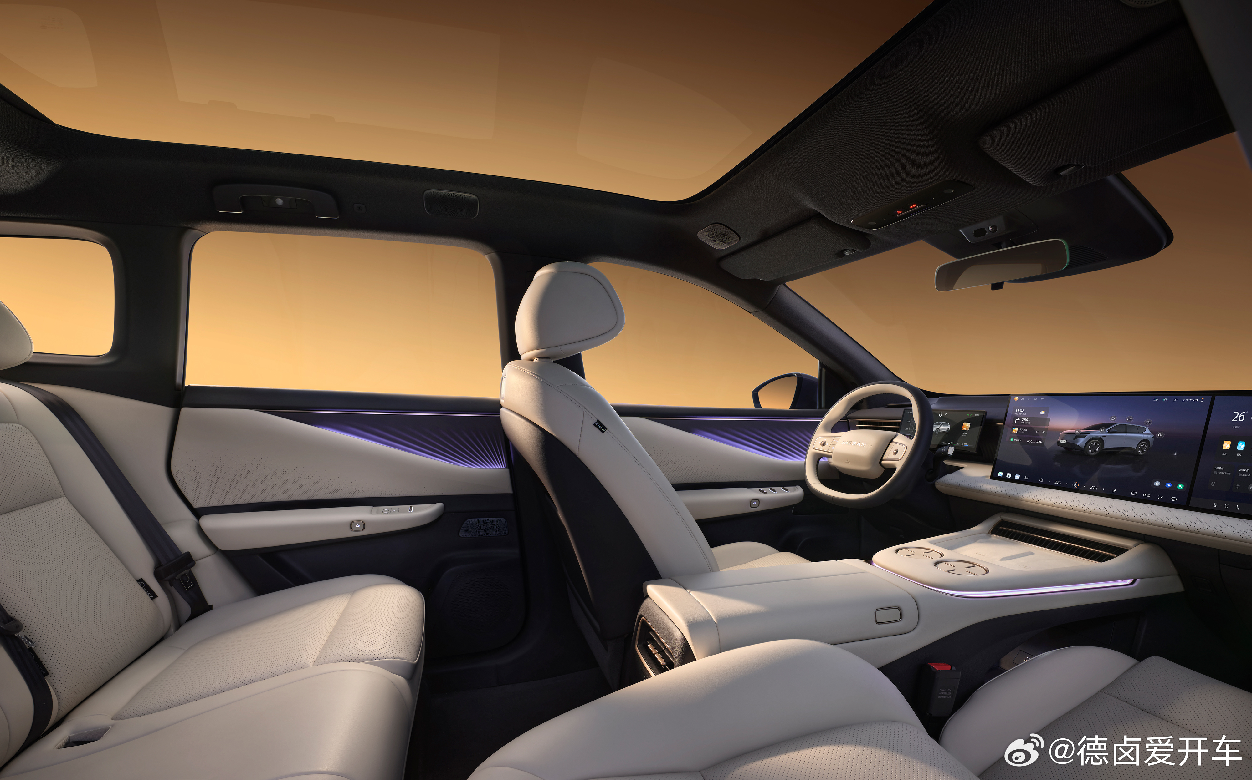 看了NX8的媒体动态首测，感觉它的产品思路指向的就是通勤场景和家庭使用。别人路上