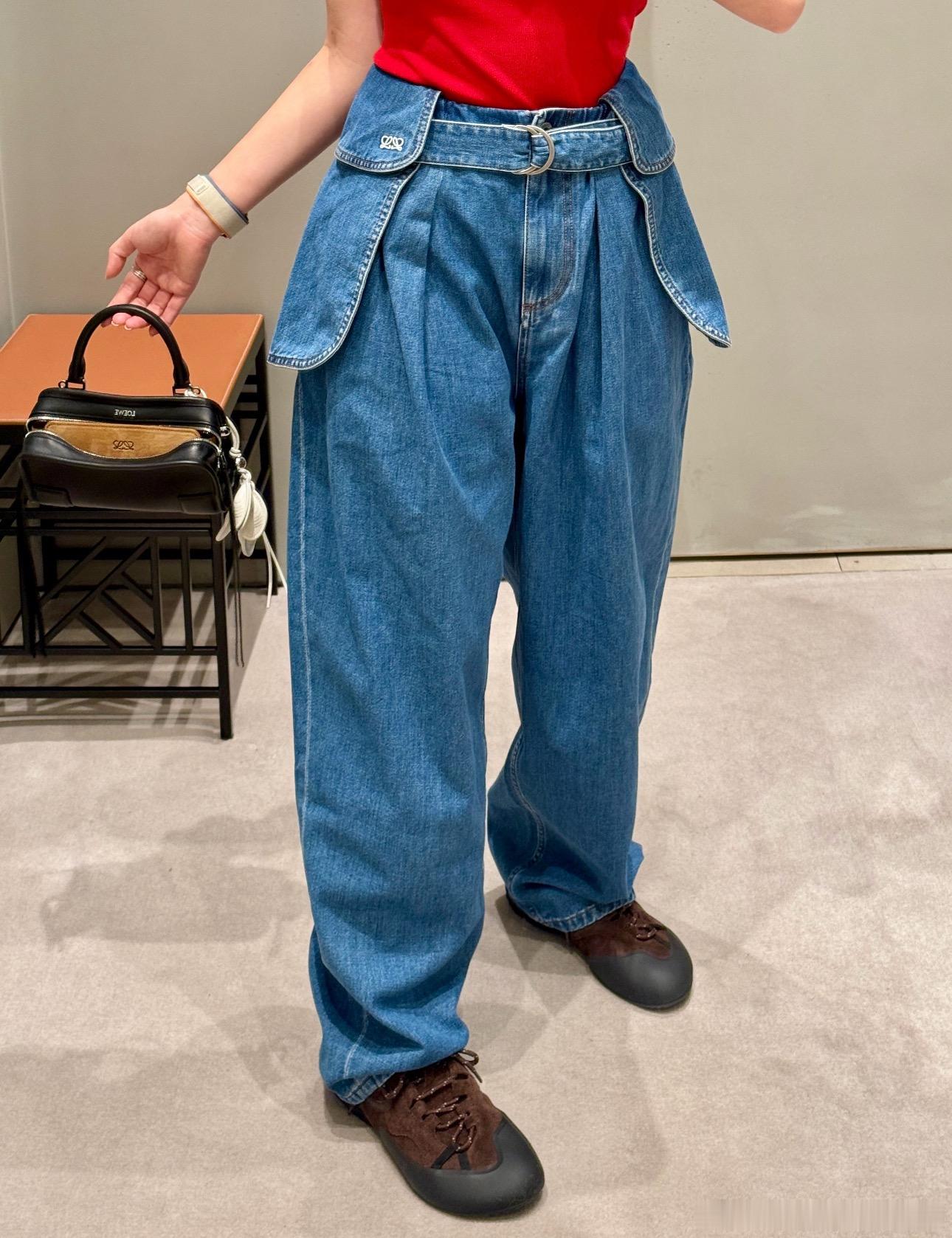 Loewe Flow Runner 罗意威系列攀岩风休闲鞋德训鞋采用专业攀岩鞋的