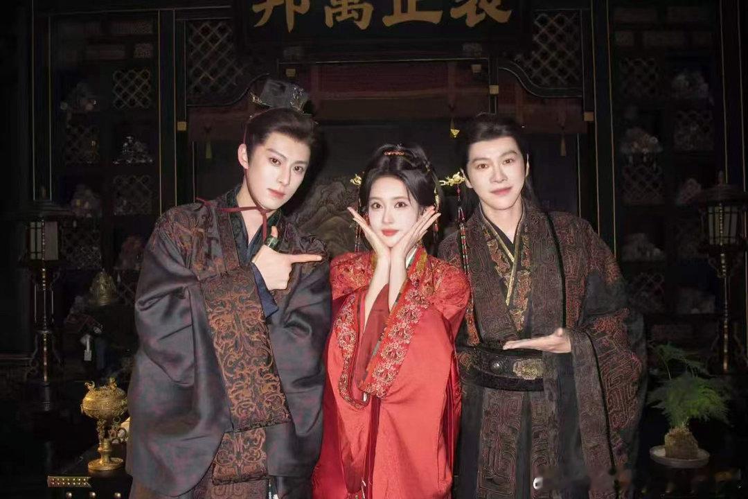 徐海乔出演将门独后徐海乔会在将门独后里出演谢炽 啊！真的是太惊喜了啊！我一直都很