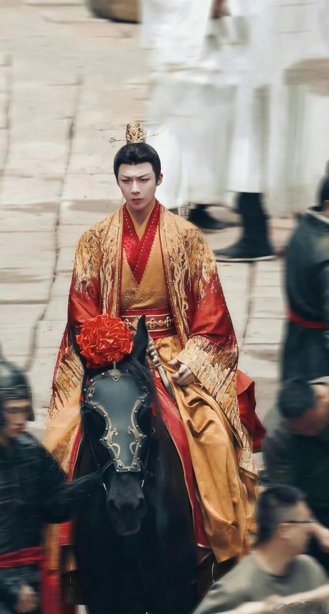 #刘宇宁书卷一梦大婚造型路透##刘宇宁书卷一梦大婚造型#刘宇宁书卷一梦大婚造型，