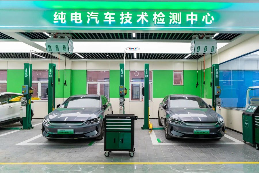 人力资源社会保障部近日发布通知，明确2026年技工院校招生目标为125万人。通知