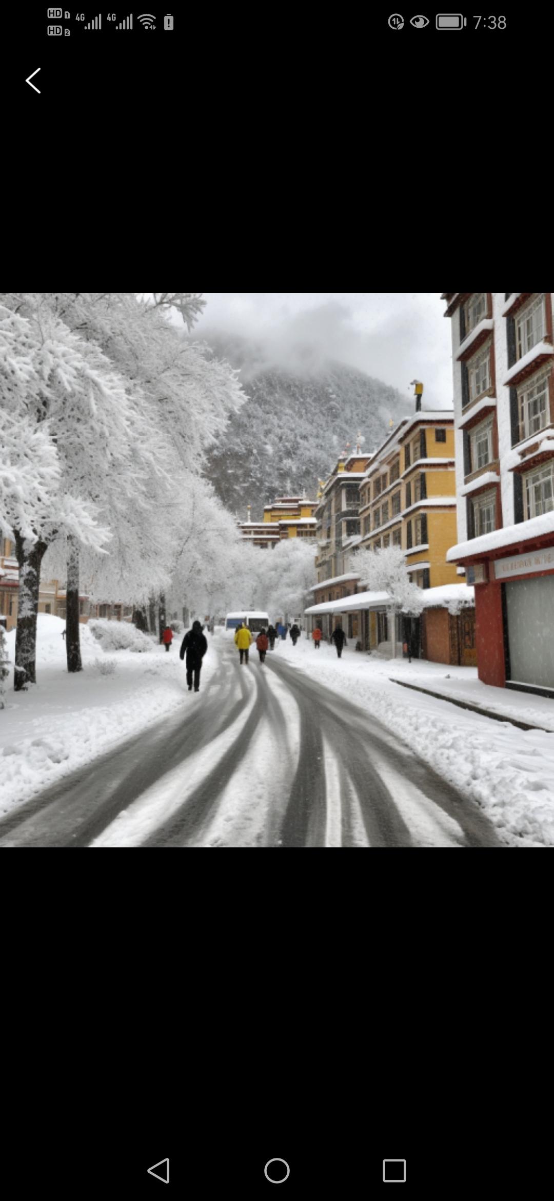 今冬首场大暴雪来袭，西藏局地或现特大暴雪，多地气温骤降，民众出行需警惕。
近日，