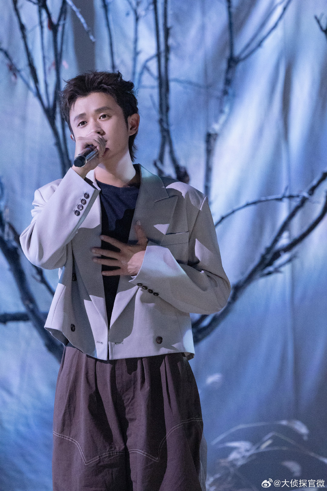 王勉许愿不再常见常新 王勉在大侦探十周年许愿，立志告别常驻超前聚会、缺席正片的常