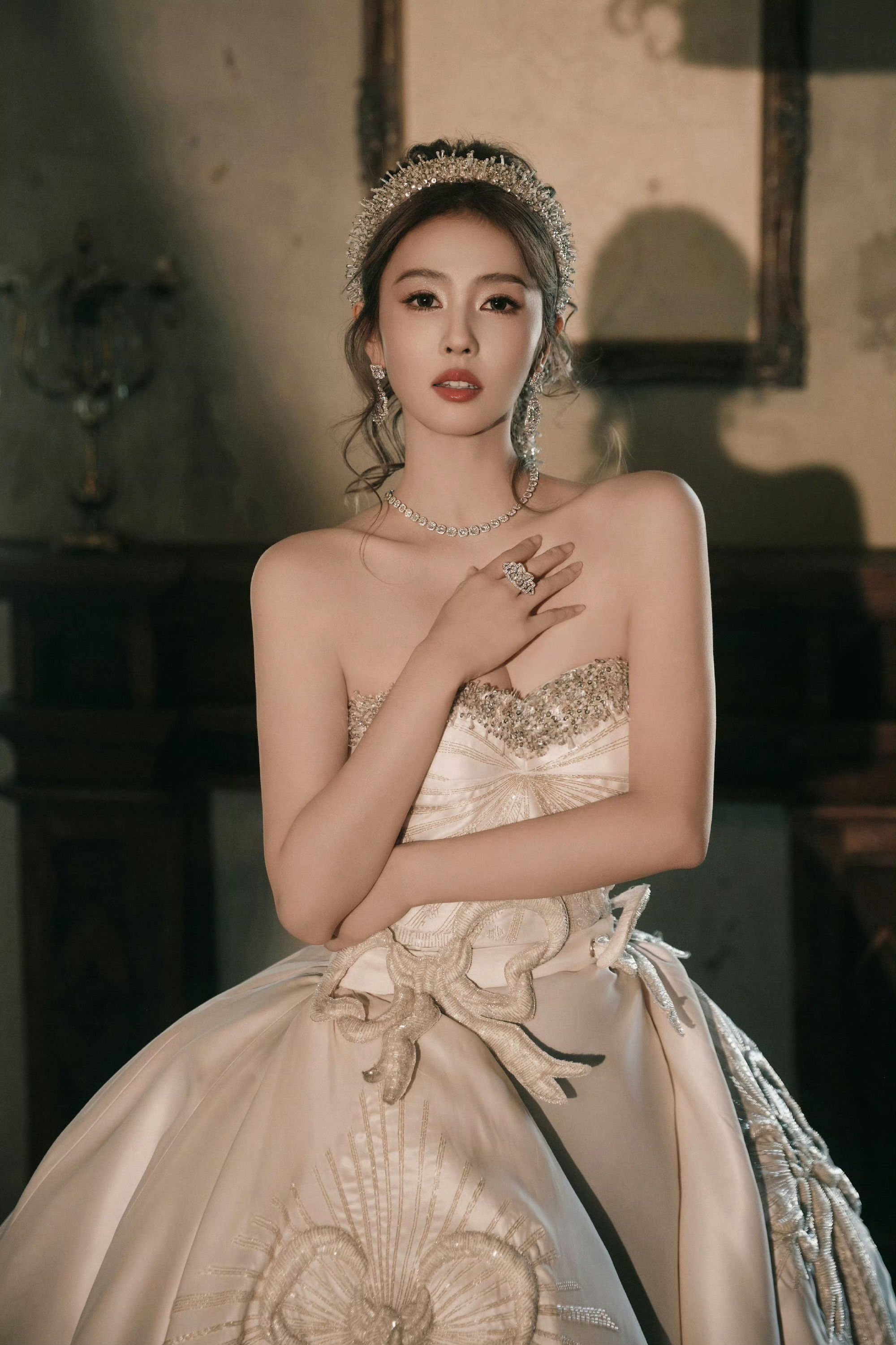 视界大会女明星出图微博视界大会 女明星们出图来啦或优雅端庄，或灵动俏皮，或冷艳飒