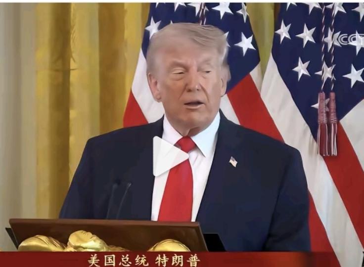 盟友猝死，特朗普为何要降半旗？若一个参议员离世就能降国旗，那美国国旗一年怕是有半