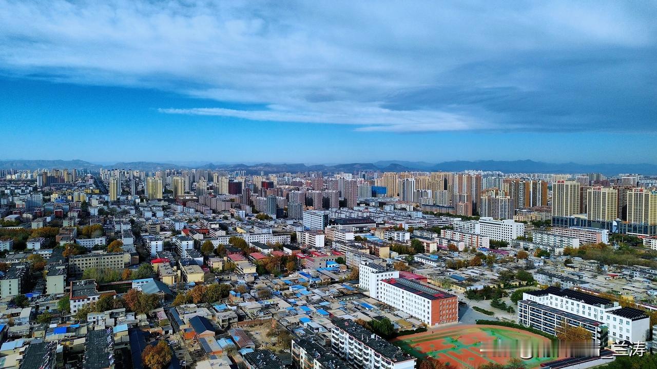 在生活中，我们常感叹：“为什么倒霉的事情总是接踵而至？”这其实是一种心理现象，被