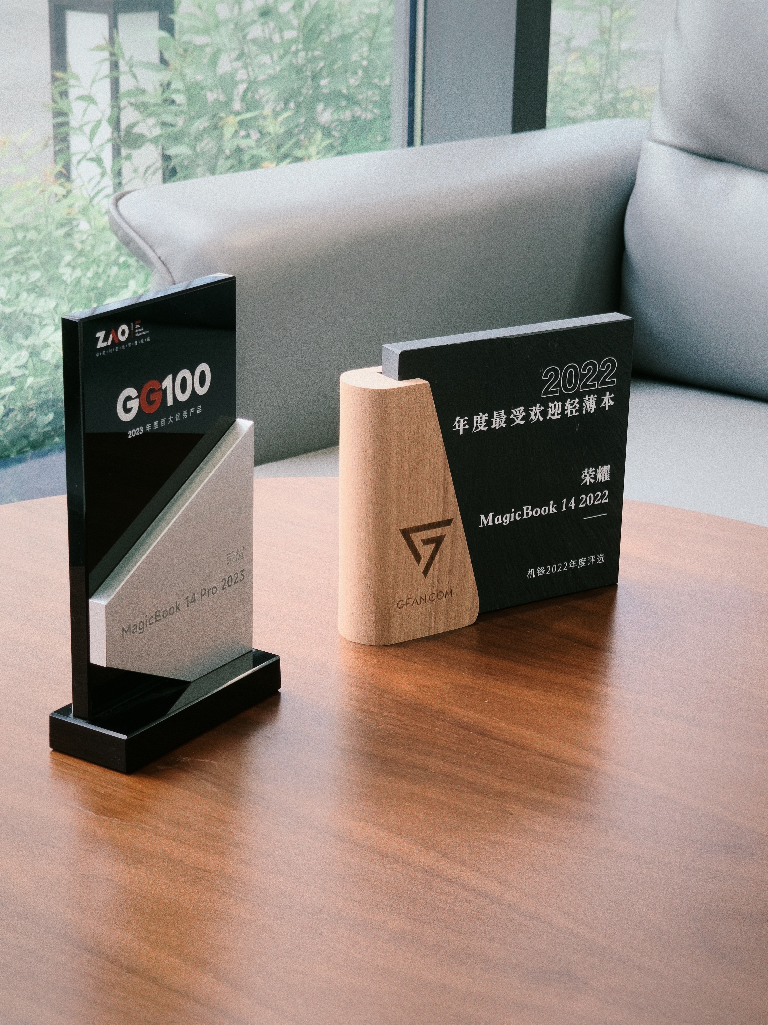 来荣耀西安研究所 环境挺好西安负责荣耀的电脑 平板 还有一些手机偷偷瞄到了还没有