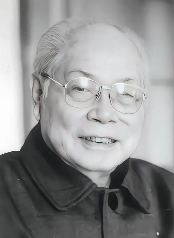 1949年1月的一天晚上，地下党马识途刚回到公馆，正要跨进大门时，看到房东家的保