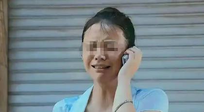 辽宁夫妻借款7万送女儿去德国留学，21年未见，临死才知女儿已成为德国教授，他们哀