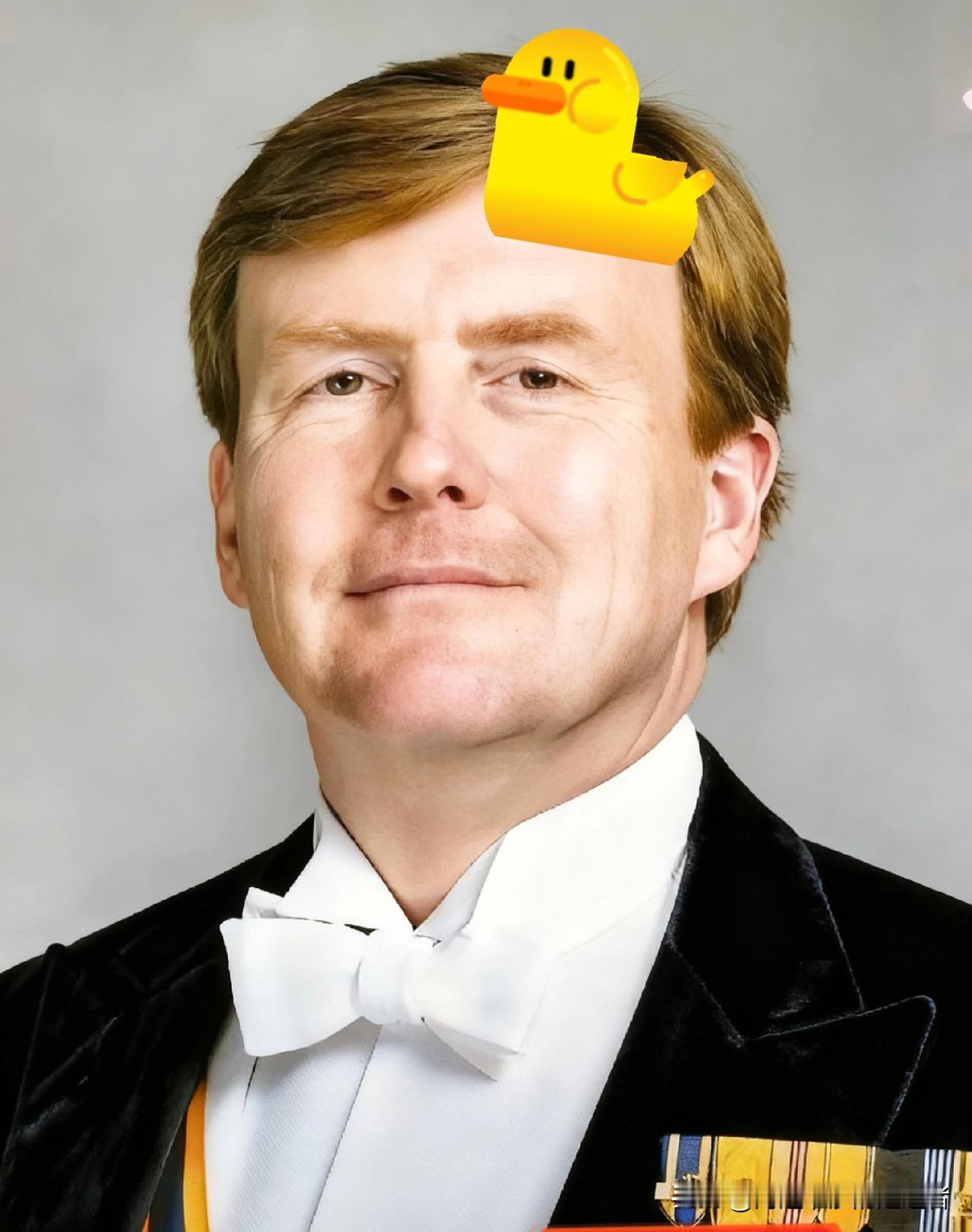 快讯快讯！
荷兰突然宣布了！

荷兰ASML光刻机与东方大国稀土防线碰撞，重塑全