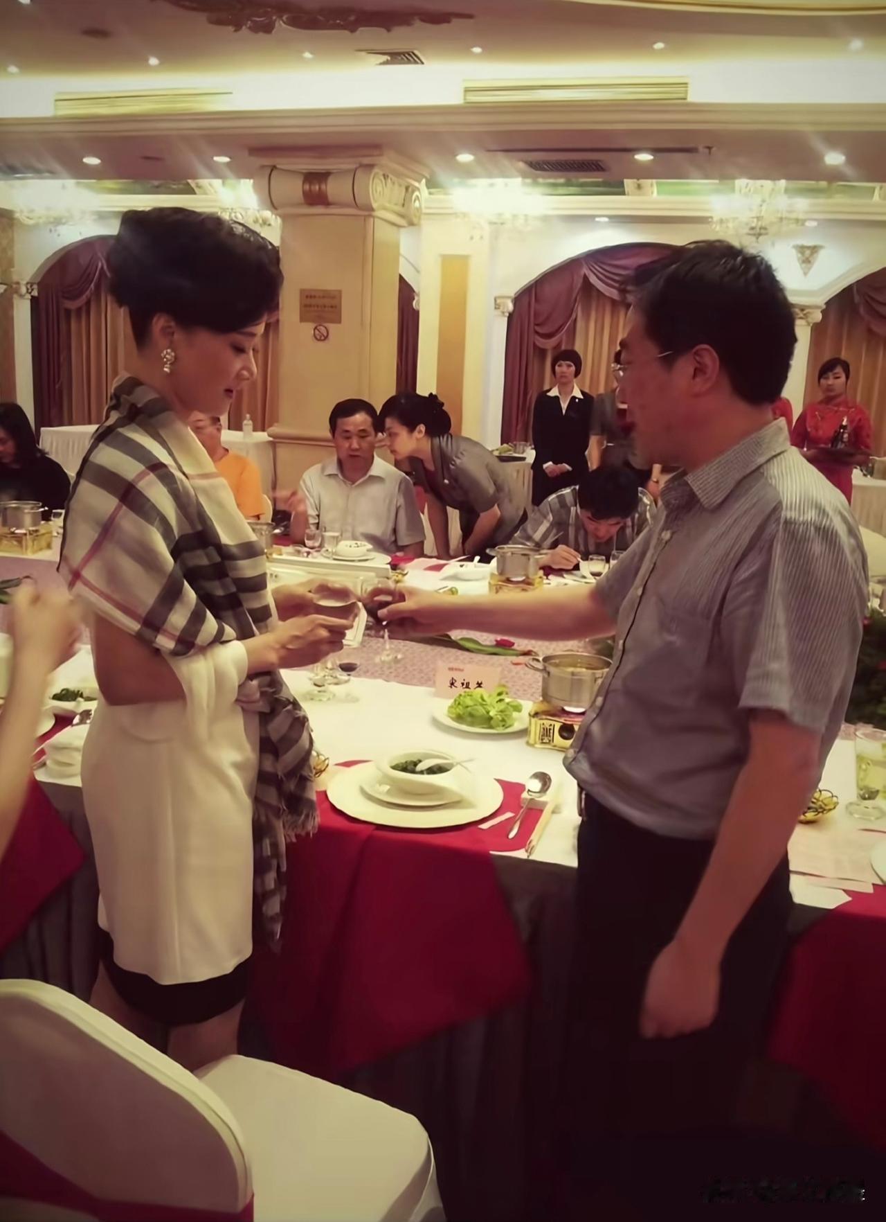 碰到这种场面该如何应对：喝还是不喝？