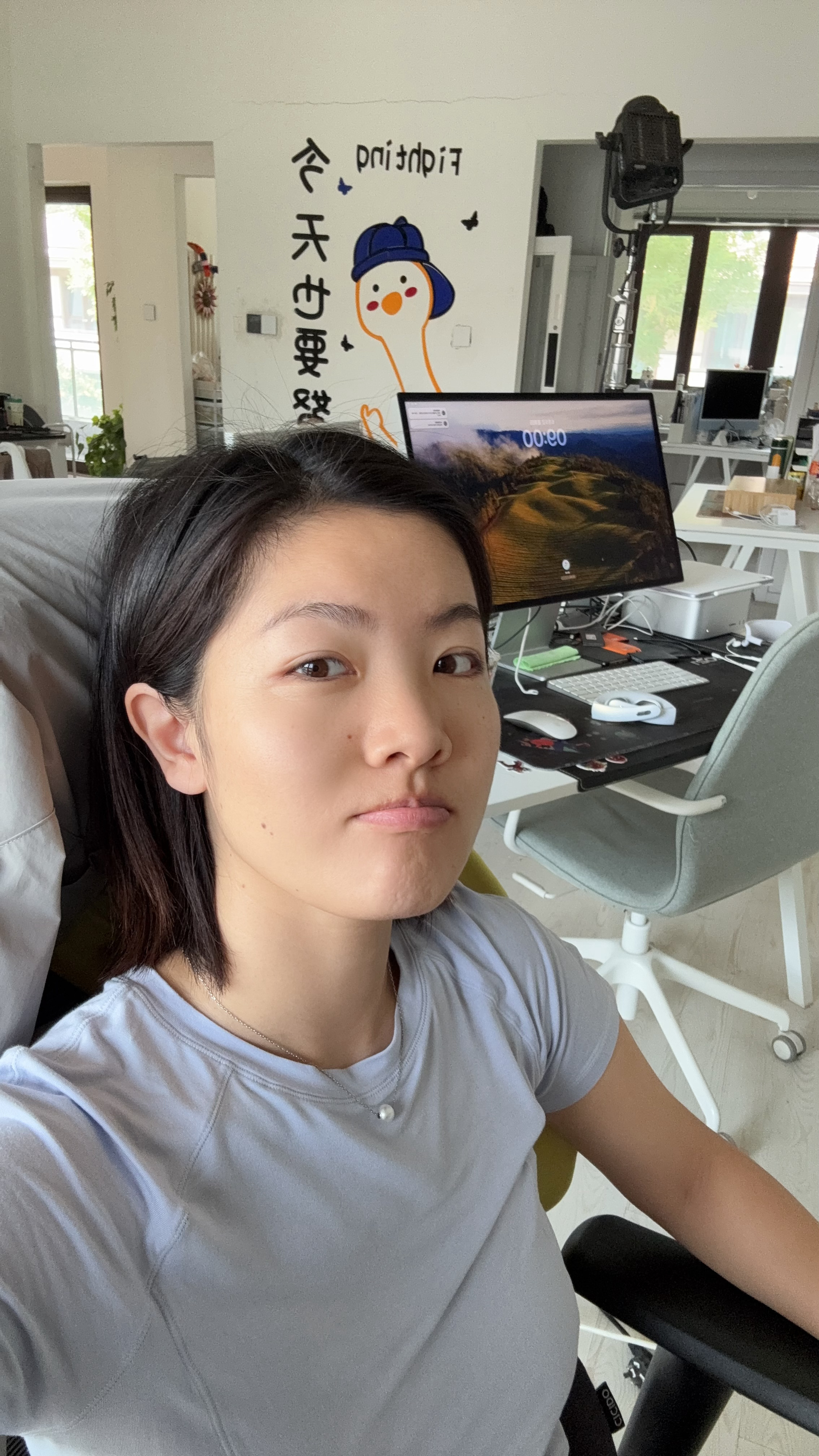 作为一个不打卡的公司经常发生的一个情况是：9点了 我从西城一个小时路程来到了大兴