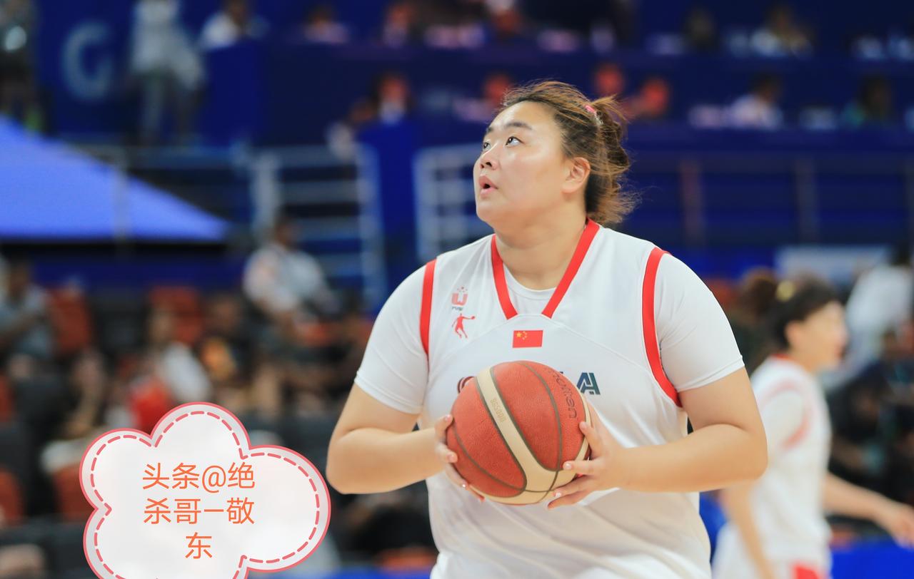 大宝贝刘宇彤落选中国女篮12人大名单！老将当家王思雨、韩旭、李月汝等领衔开启20