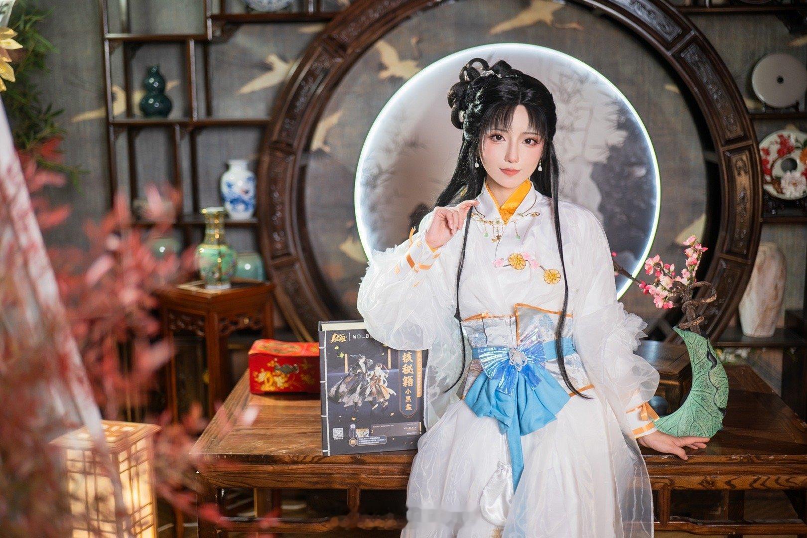 #cosplay# 【从 车专 🌼里揪一位少侠送出同款礼盒！】酱酱！看蓉儿发现