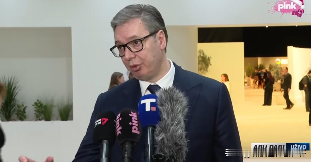 人微言轻！
武契奇称
欧洲应该学习美国放眼非洲。
他说，
欧洲曾是非洲最有影响力