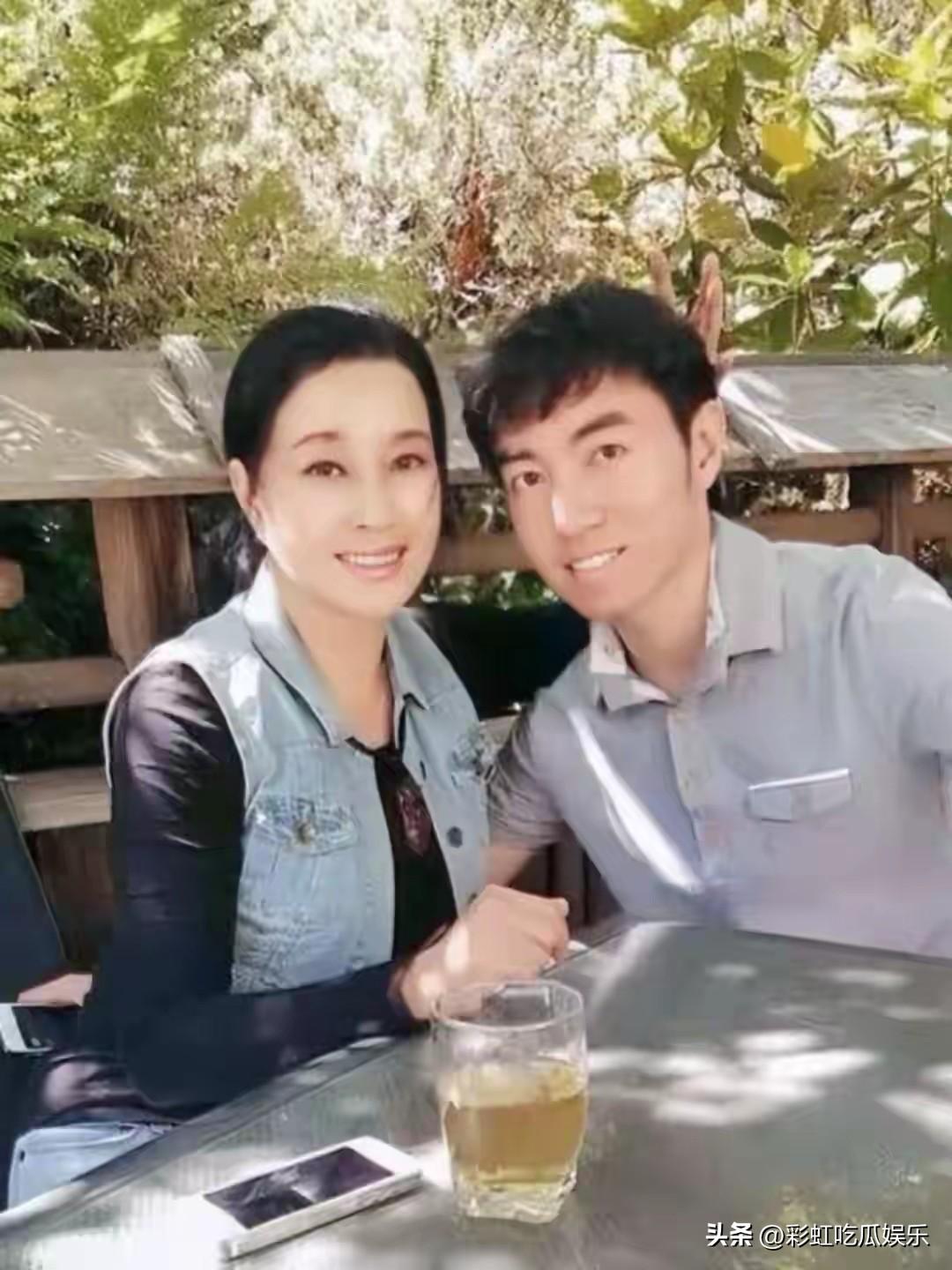 刘晓庆也是苦命人，被造谣泳池溺亡后她回应，本是同根生，相煎何太急。

大家怀疑是