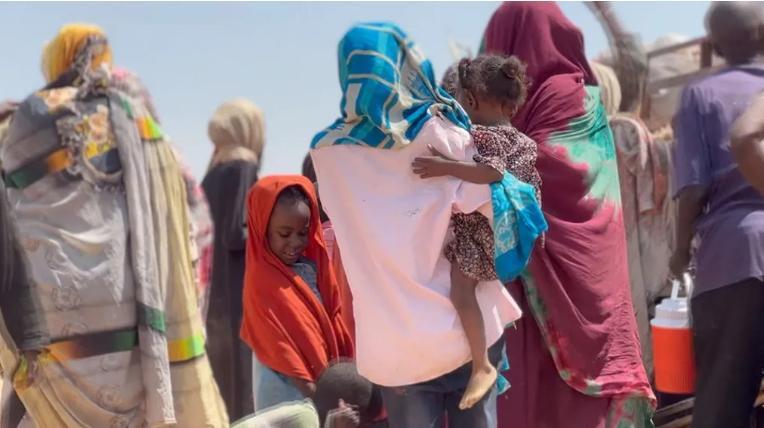 我们亲眼目睹人们被杀害”，幸存者接受BBC采访，讲述苏丹快速反应部队的大屠杀苏丹