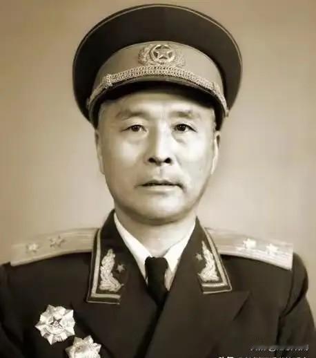1951年，原马家军改编的解放军7师，部分官兵发动叛乱。
 
王震叫来7师师长，