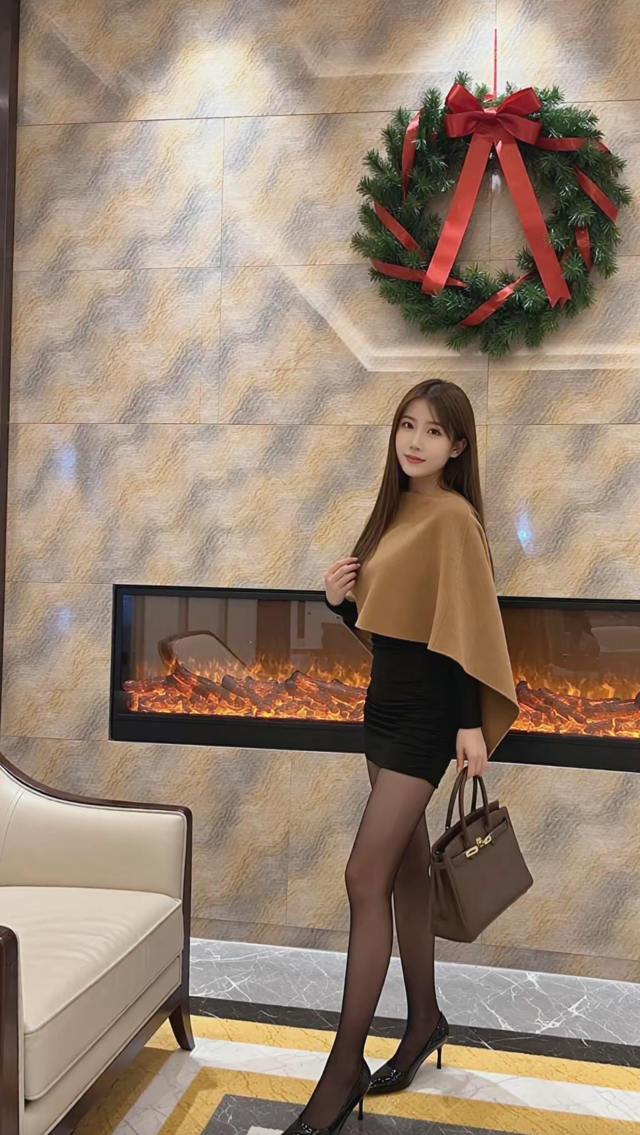 各种漂亮的衣服