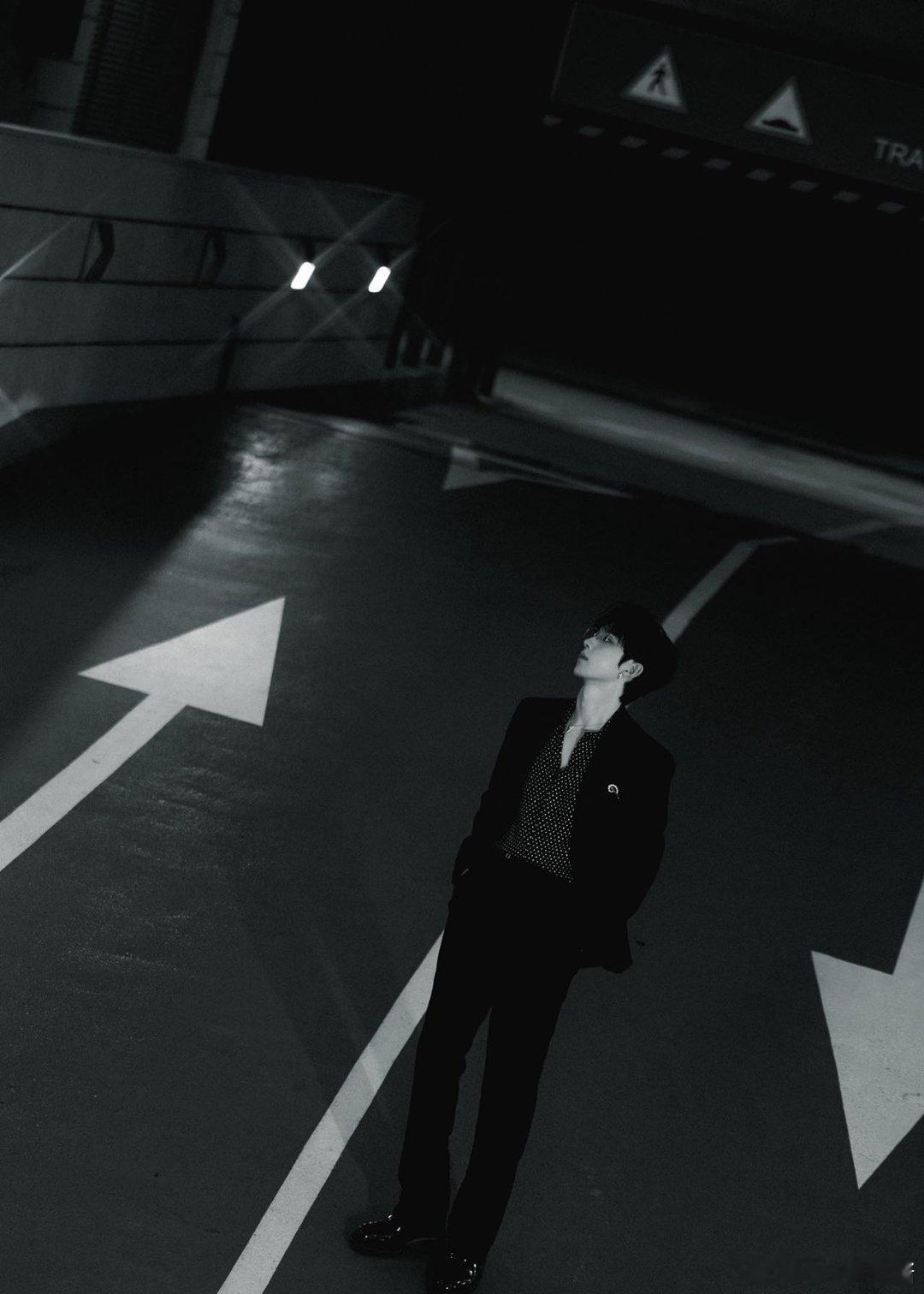 郭俊辰 初恋来了 初恋感天花板，郭俊辰红毯杀疯了红毯造型太绝 直接梦回青春剧里的