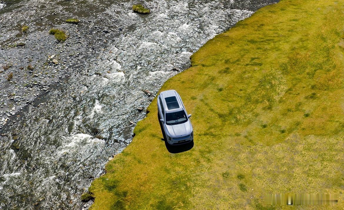 新年最快乐的打开方式，莫过于载着家人，一起去追第一缕曙光🌄

捷途山海L7 P