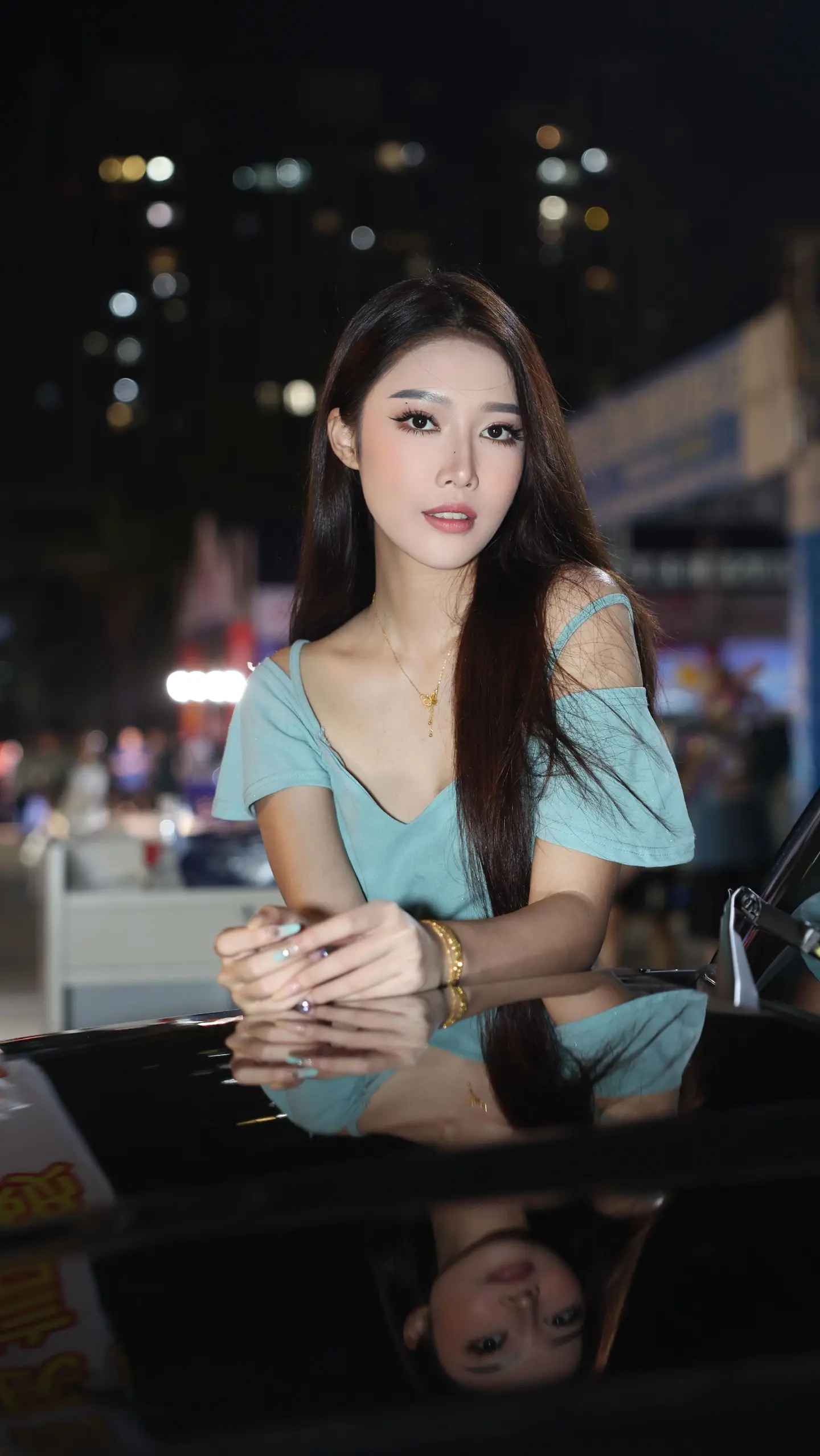 车模小姐姐 车拍 气场全开 摄影