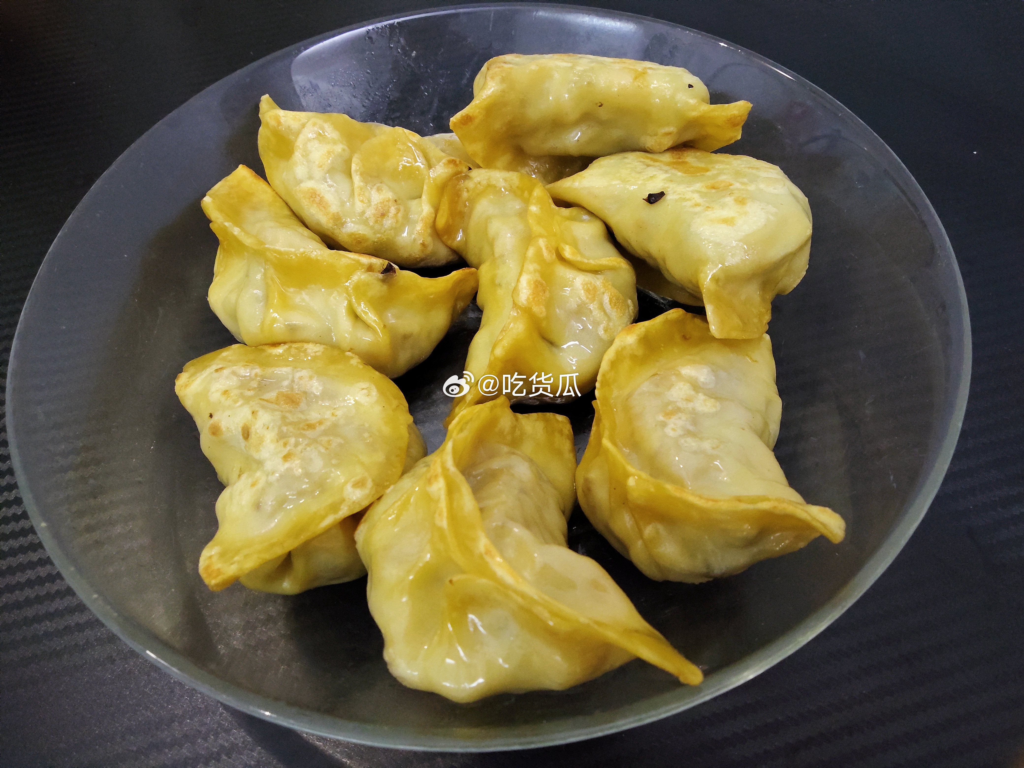 我的宝藏小店廖记饺子，吃了也有好多年了，也是我经常种草的一家店，除了应季的竹笋之