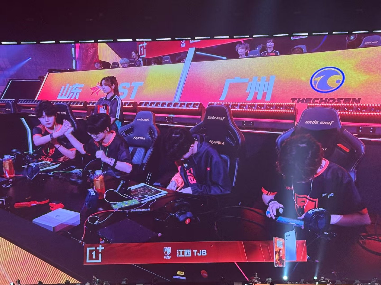 恭喜童家堡！连吃三鸡，也太稳了吧！ ​童家堡春决连吃三鸡 ​​​