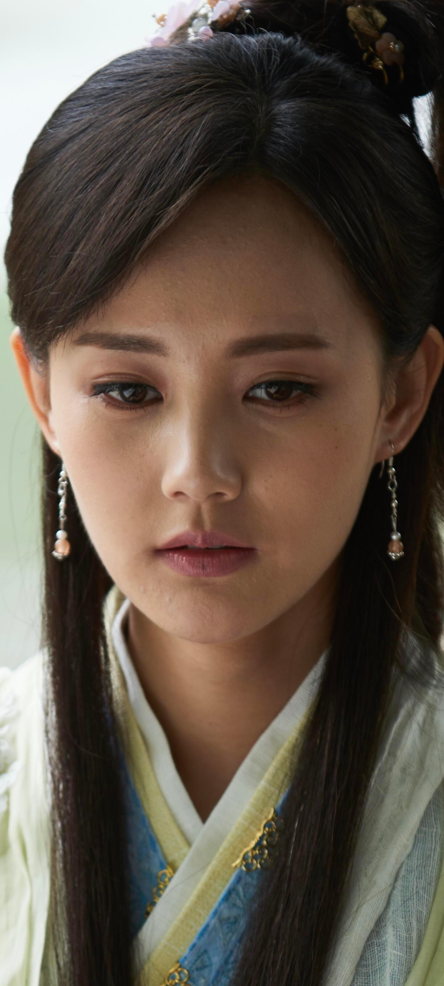 李一桐素颜古装造型 