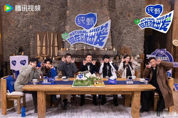 国民解压综艺《现在就出发 3》官宣明天定档，“出发家族” 重聚，将继续传递人与自