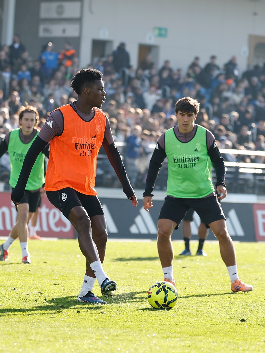 皇马今天的公开训练。皇马vs贝蒂斯西甲