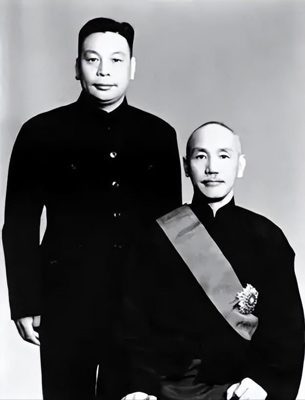 消息源头是蒋纬国多年好友范光陵教授，他声称自己手里有八盘录音带，都是他在蒋纬国病