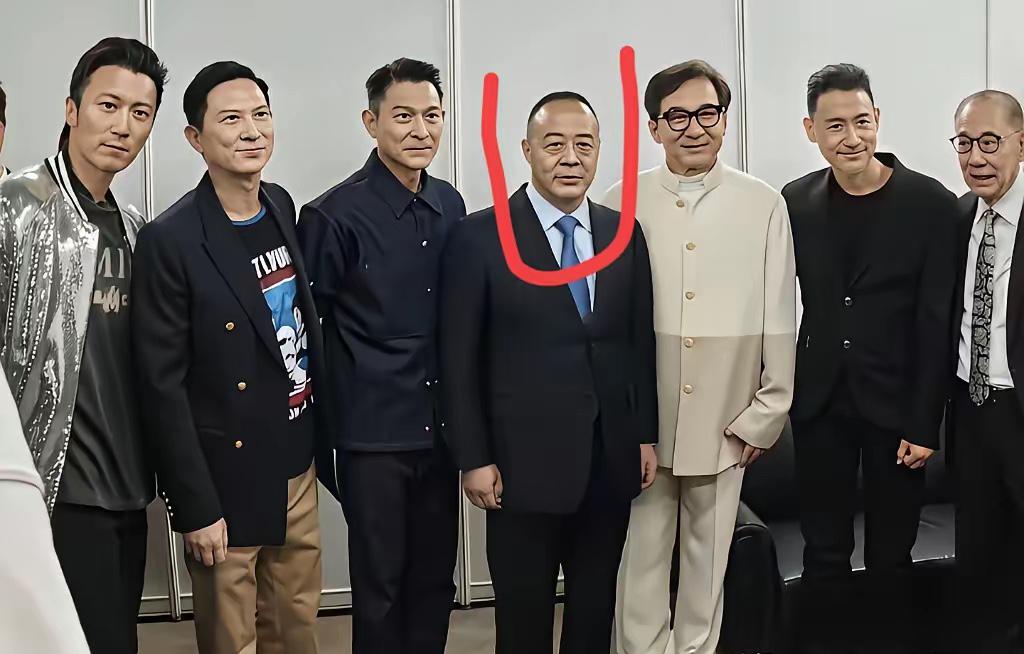 我打赌，这应该是娱乐圈真正的大佬。