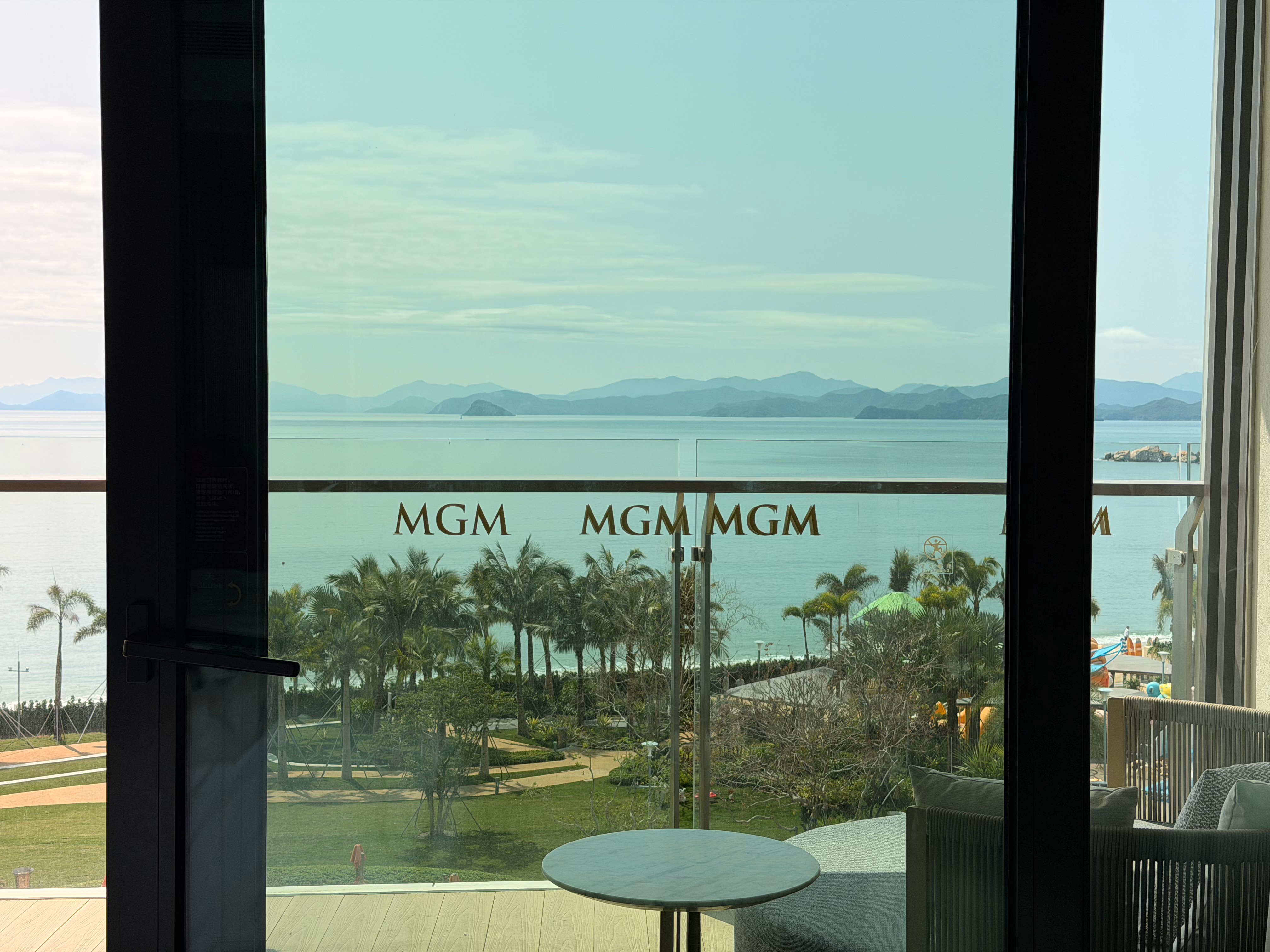 晚上见家人们这次发布会好隆重～蘑菇聊车 深圳·深圳美高梅酒店