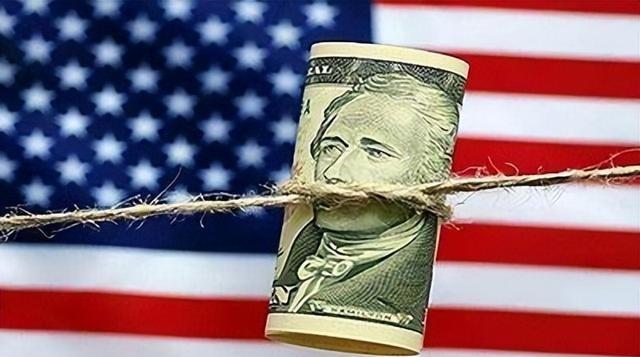 美国最后会是苏联的下场吗？不会，苏联只是解体，美国估计比苏联痛苦的多。苏联再痛苦