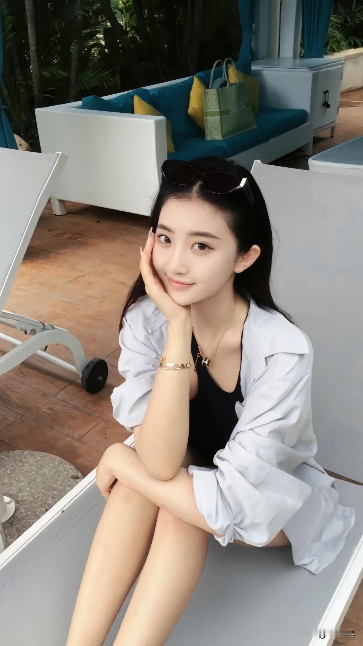 简约穿搭，自带温柔滤镜